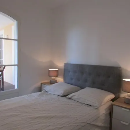 New Development Place Des Lices Apartment Saint-Tropez