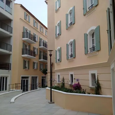 New Development Place Des Lices * Saint-Tropez